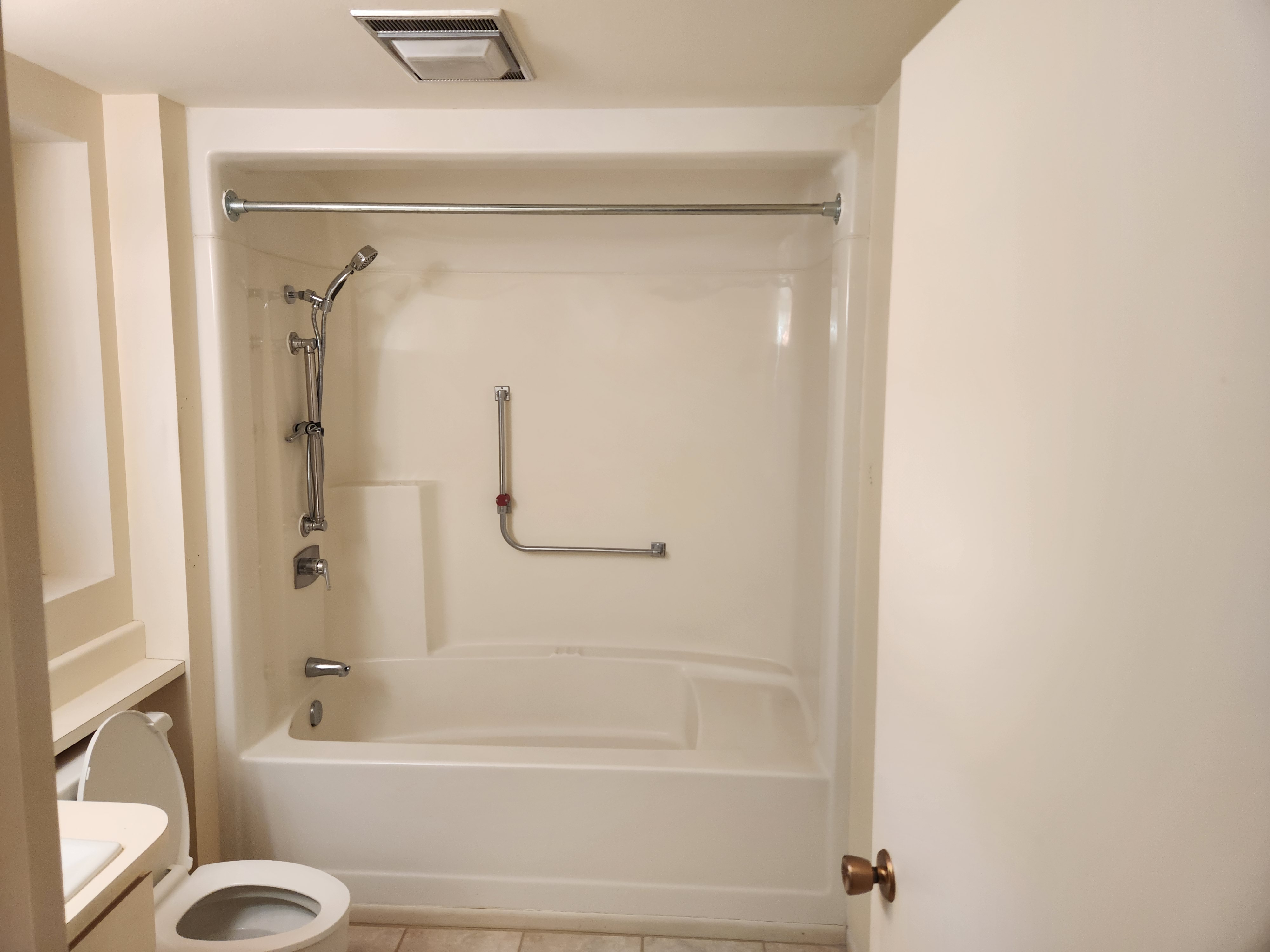 Before freestanding tub